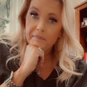 Meet your Posher, Pamela